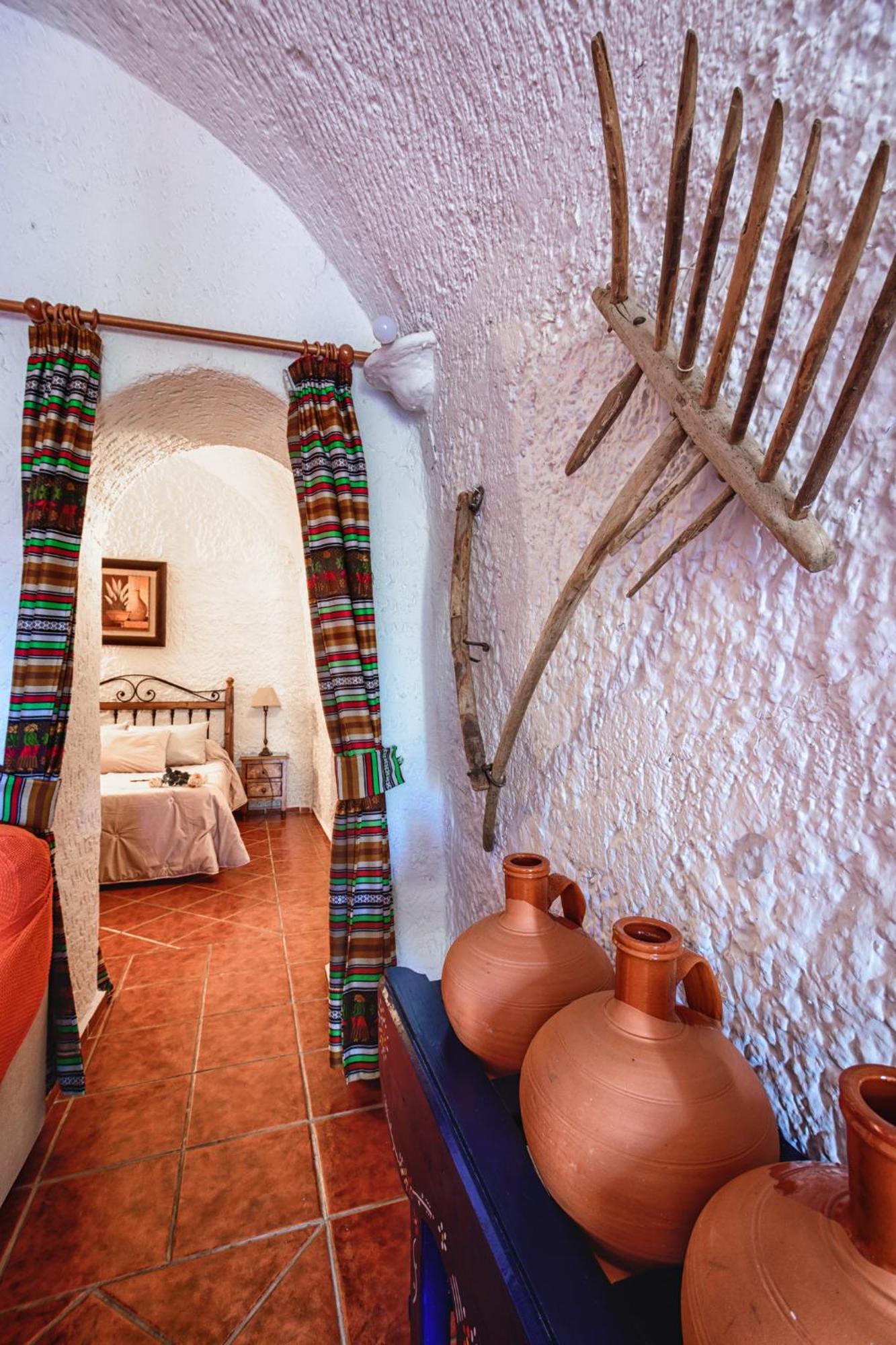 Cuevas Pedro Antonio De Alarcon Apartment Guadix Exterior photo